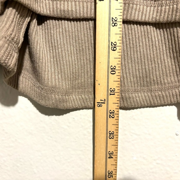 We the Free Juicy Cowl Neck Tan Brown Open Back Sweater Size Small Oversized - Picture 7 of 8